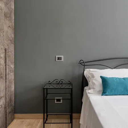 5 Colors By Wonderful Italy Apartment *